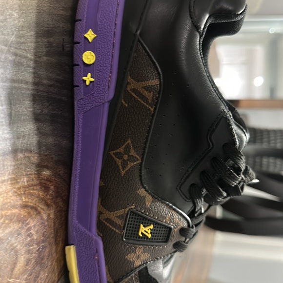 Louis Vuitton
Trainer 'Monogram
- Yellow Purple' RP - Picture 2 of 10